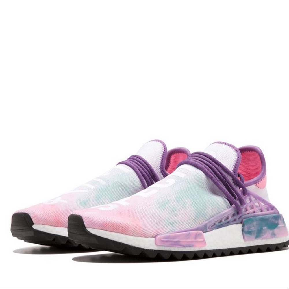adidas Human Race NMD
Pharrell Holi Festival